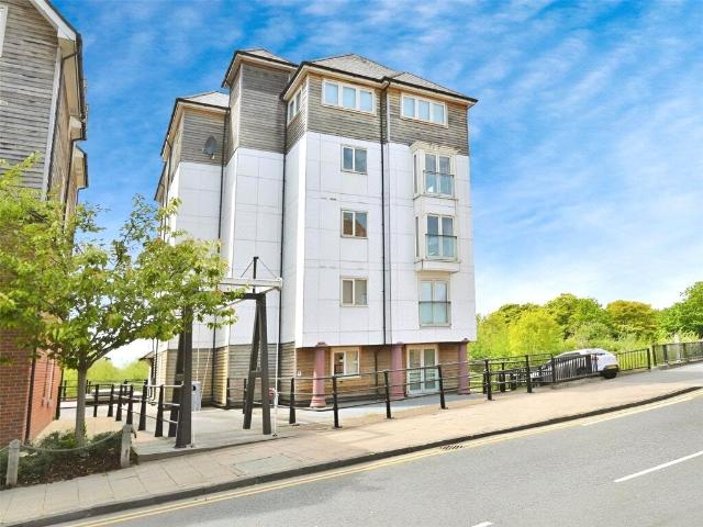 Apartment for rent in Hough Green, Two Mills
