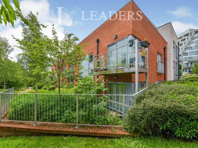 Apartment for rent in St Albans, Five Acres