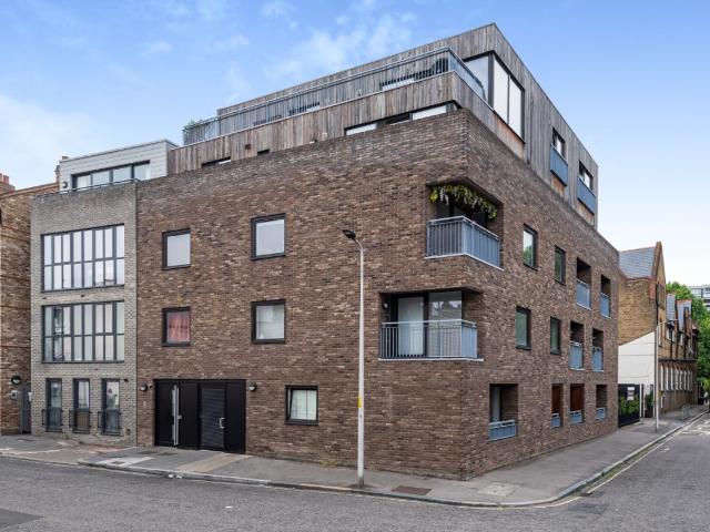 Apartment for rent in Camberwell, Greater London