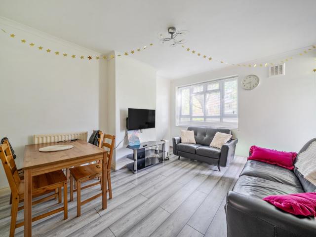 Apartment for rent in Streatham Hill, Greater London