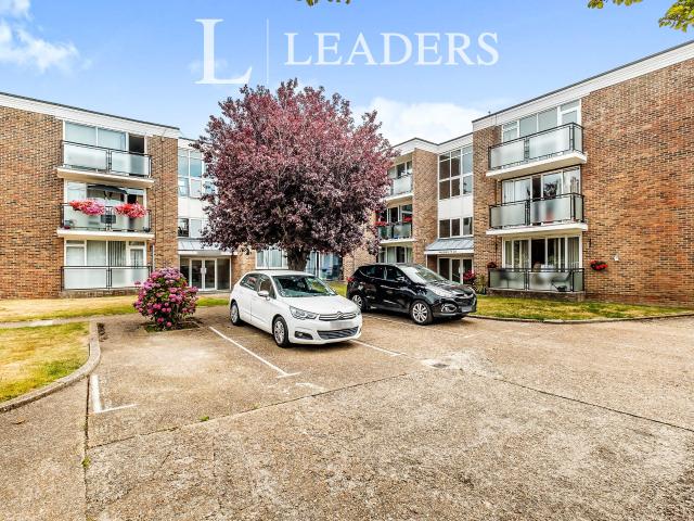 Apartment for rent in Fishersgate, West Sussex