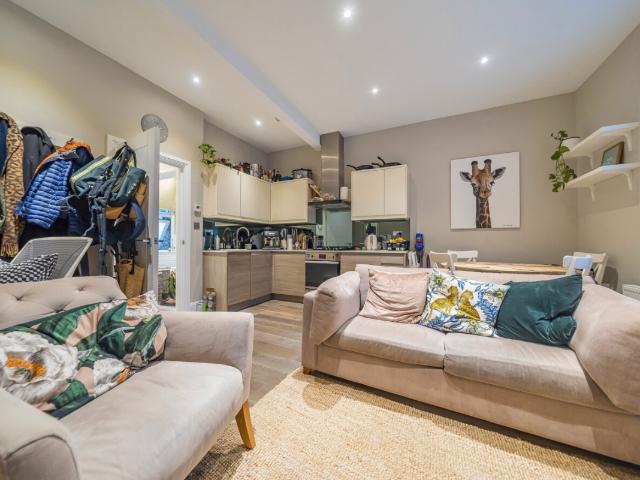 Apartment for rent in London Borough of Wandsworth, Greater London