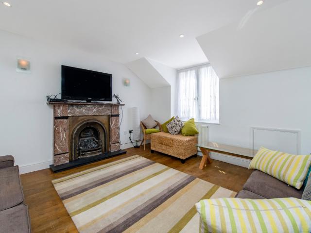 Apartment for rent in Paddington, Greater London