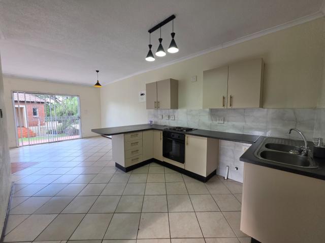 Apartment for rent in Wilgeheuwel, Roodepoort