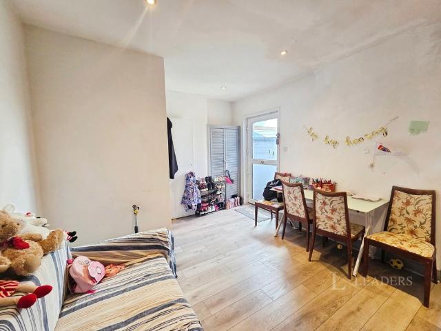 Apartment for rent in Eastleigh, Helford