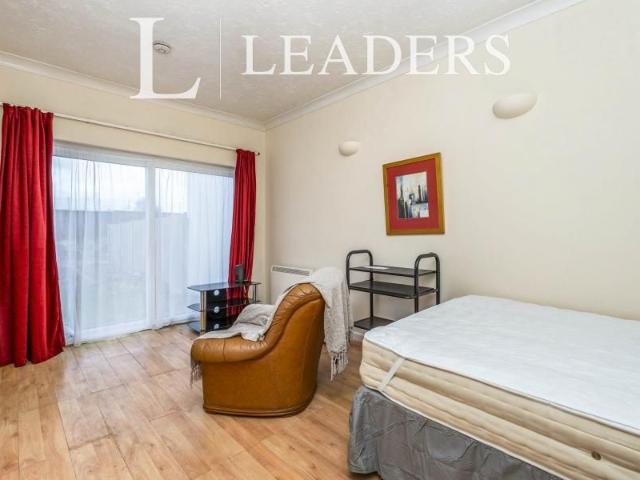 Apartment for rent in Hill, Southampton