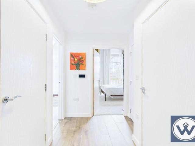 Apartment for rent in London, Isle Of Man