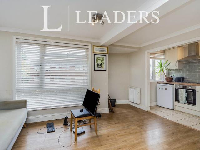 Apartment for rent in Broadwater Down, Sandown Park