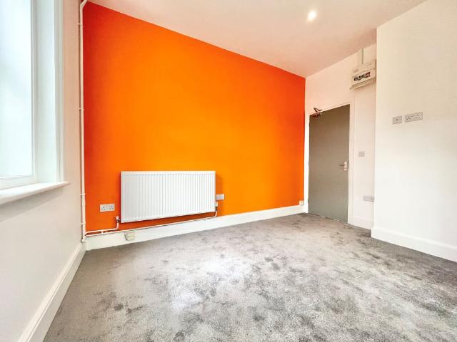 Apartment for rent in Heigham Grove, East Bank