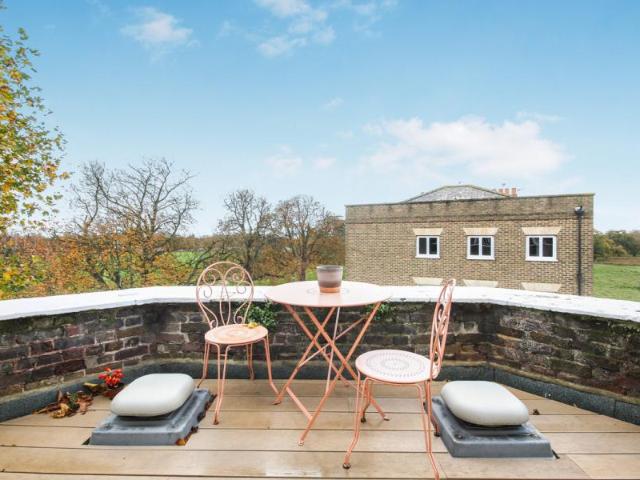 Apartment for rent in Greater London