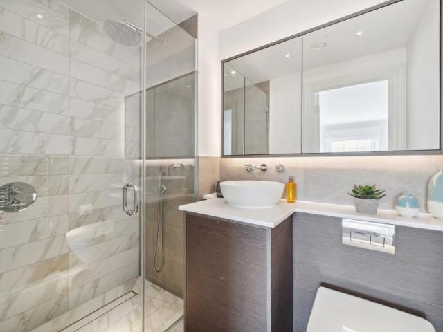 Apartment for rent in Ham, Cat Hill