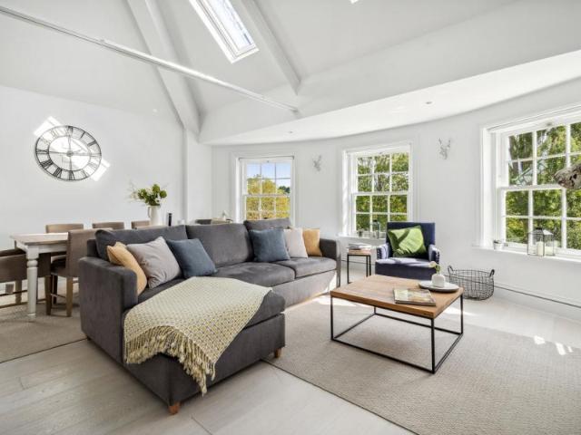 Apartment for rent in Ham, Greater London