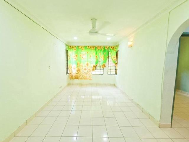 Apartment for sale in Bandar Bukit Tinggi, Bandaraya Klang