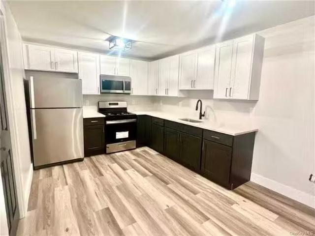 Condo for rent in Monroe