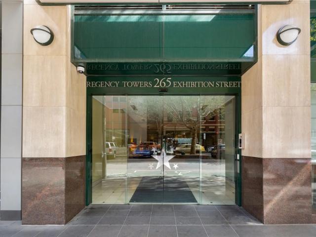 Apartment for rent in East End Theatre District, Melbourne