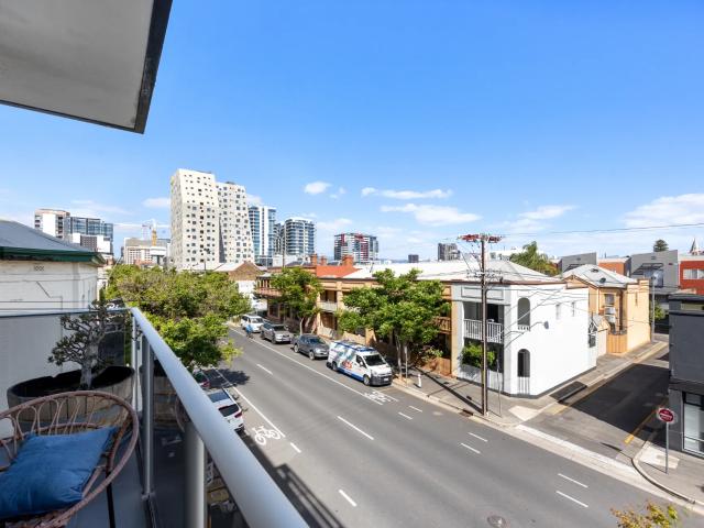 Apartment for rent in Adelaide