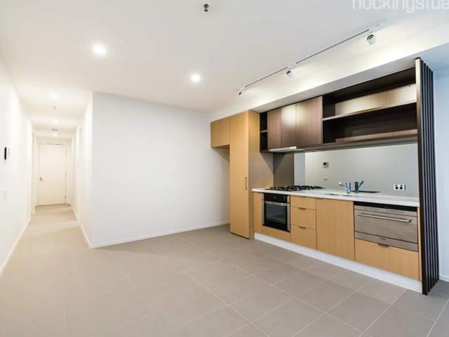 Apartment for rent in St Kilda, Melbourne