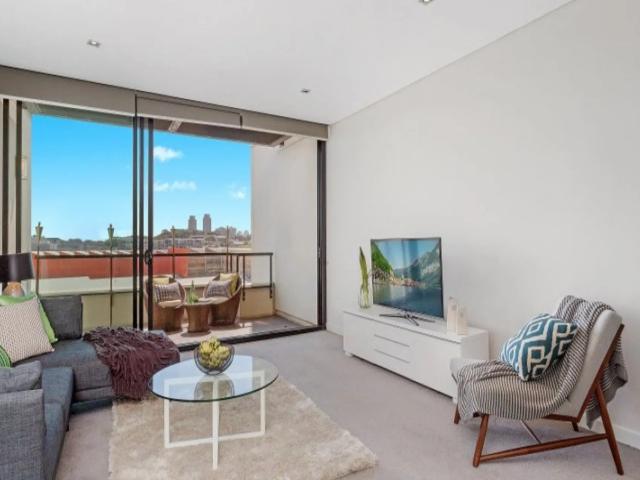 Apartment for rent in Zetland, Sydney