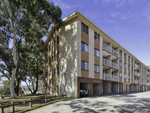 Apartment for rent in Crestwood, Queanbeyan