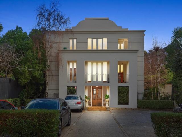 Apartment for rent in Toorak, Melbourne