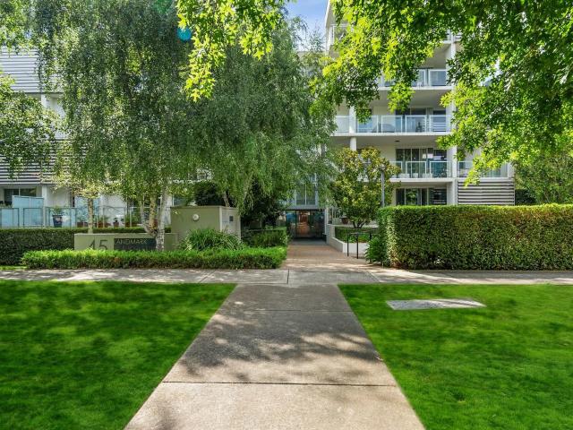 Apartment for rent in Barton, South Canberra
