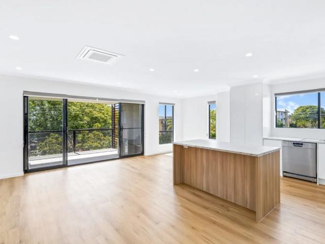 Apartment for rent in Toombul, Queensland