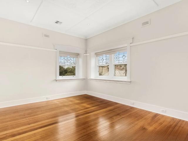 Apartment for rent in St Kilda, Melbourne