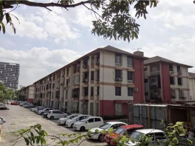 Apartment for sale in Country Heights Damansara, Kuala Lumpur