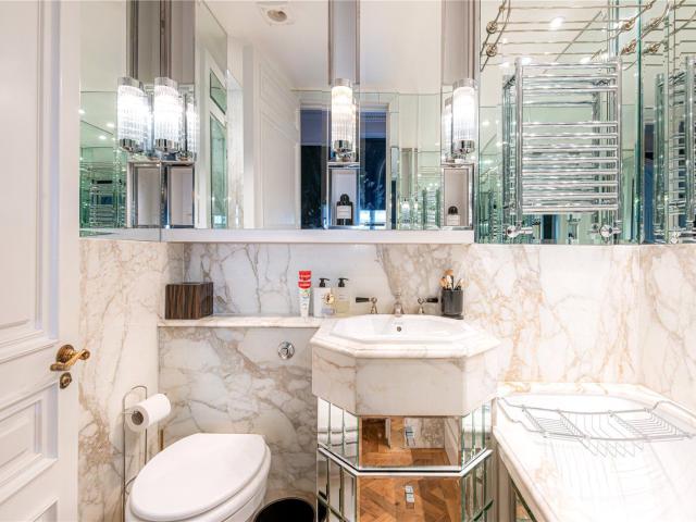 Apartment for rent in Mayfair, Greater London