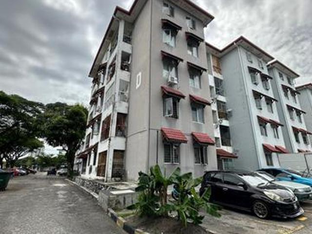 Apartment for sale in Petaling, Subang Jaya