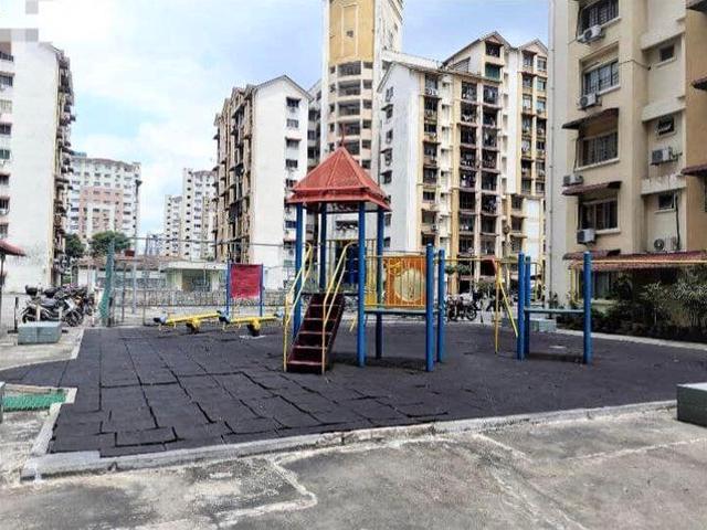 Apartment for sale in Petaling, Subang Jaya