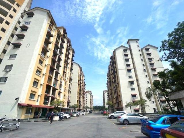 Apartment for sale in Petaling, Subang Jaya
