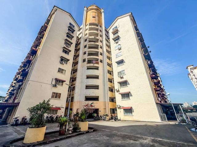 Apartment for sale in Petaling, Subang Jaya