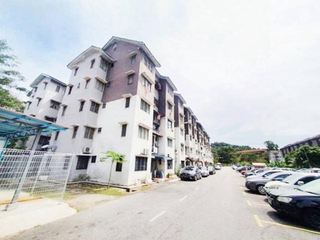 Apartment for sale in Petaling, Subang Jaya