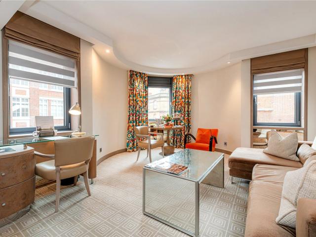 Apartment for rent in Marylebone, Greater London