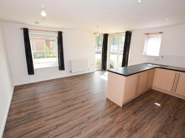 Apartment for rent in Elstree and Borehamwood, Borehamwood