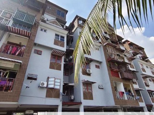 Condominium for sale in Langat, Selangor