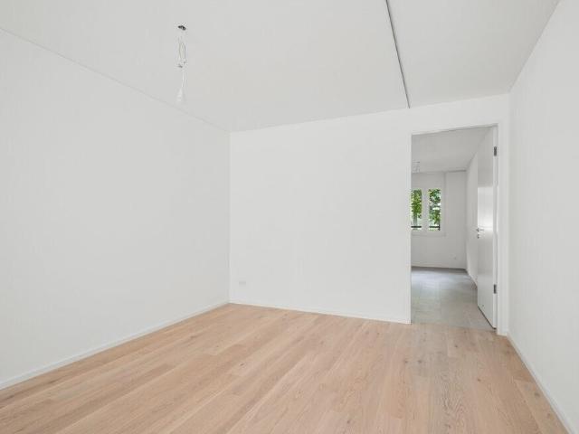 Apartment kaufen in Einigen, Zürich