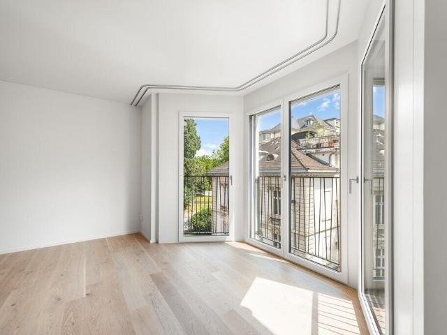 Apartment kaufen in Einigen, Zürich