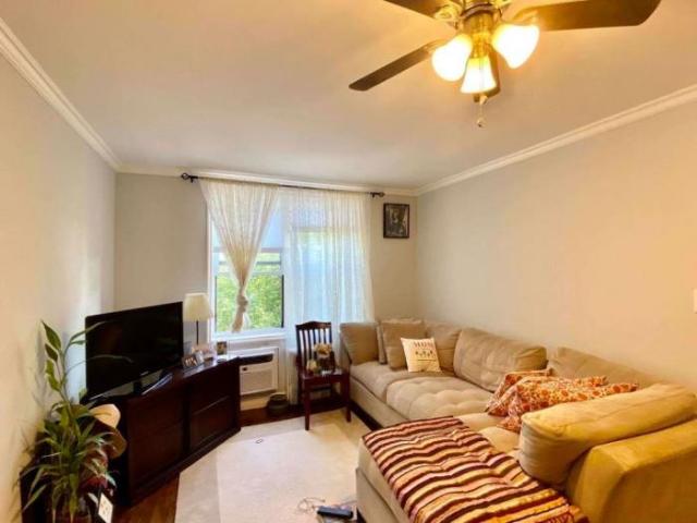 Apartment for sale in The Bronx, Arverne