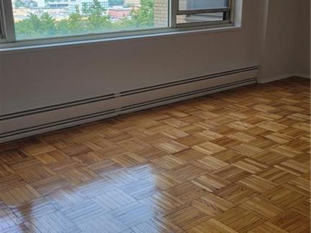 Apartment for sale in The Bronx, Arverne