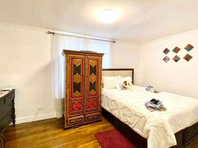 Apartment for sale in The Bronx, Arverne