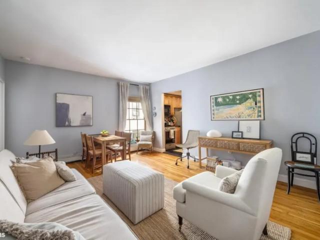 Apartment for sale in Arverne, New York