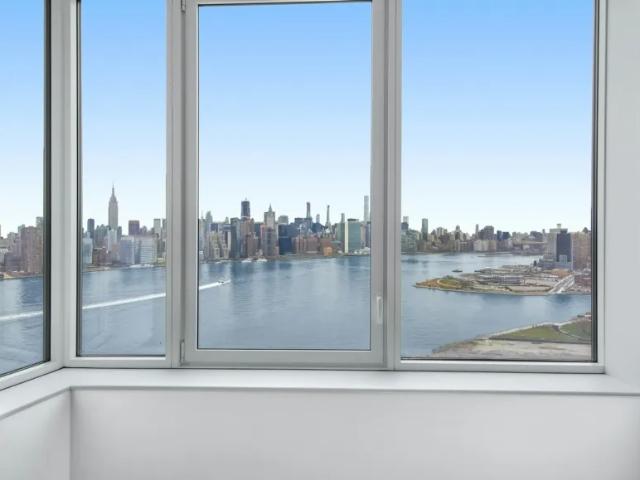 Apartment for sale in Arverne, New York