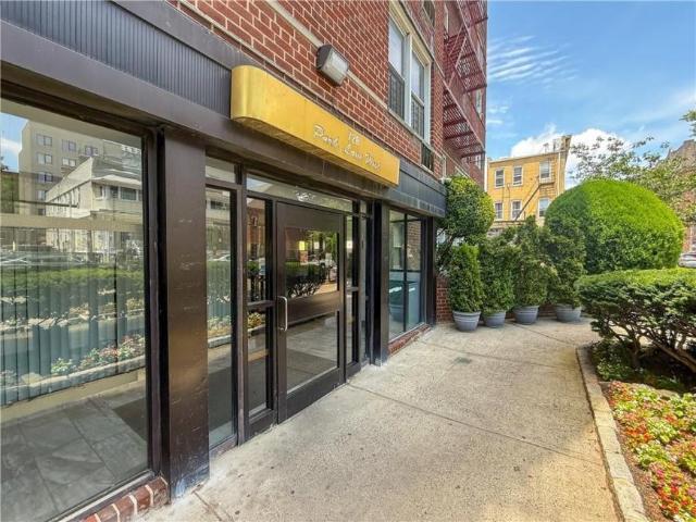 Apartment for sale in Kings County, New York