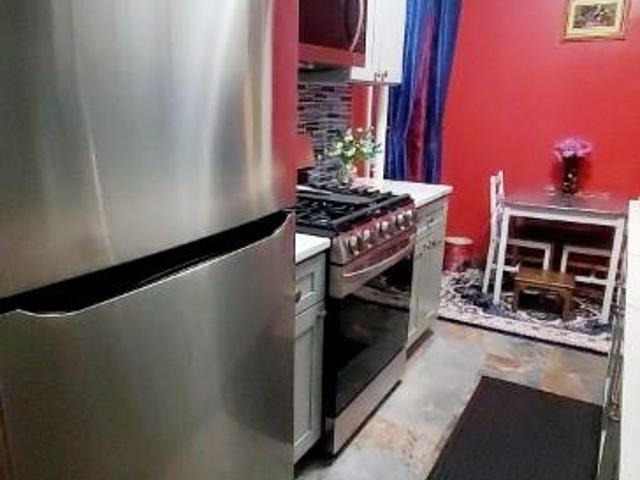 Apartment for sale in Arverne, New York