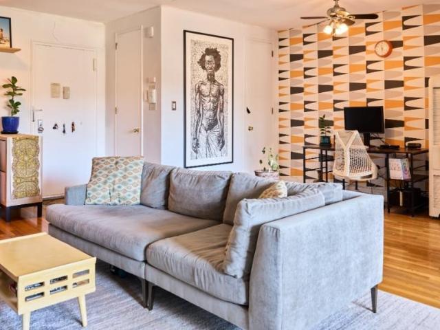 Apartment for sale in Arverne, New York