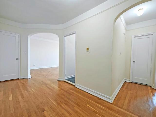 Apartment for sale in Arverne, New York