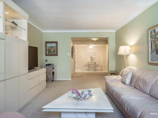 Apartment for sale in Arverne, New York
