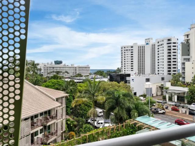 Apartment for sale in Cairns, Queensland
